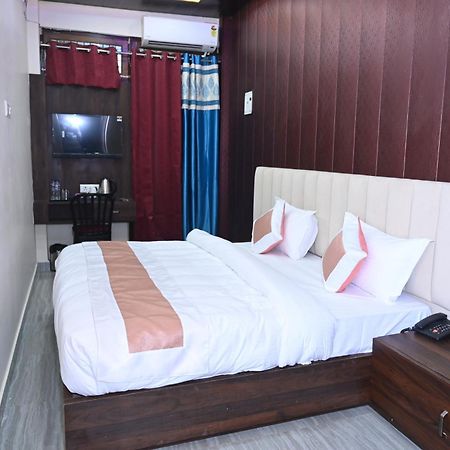 Sun High Stay Luxury Guest House Varanasi Bagian luar foto